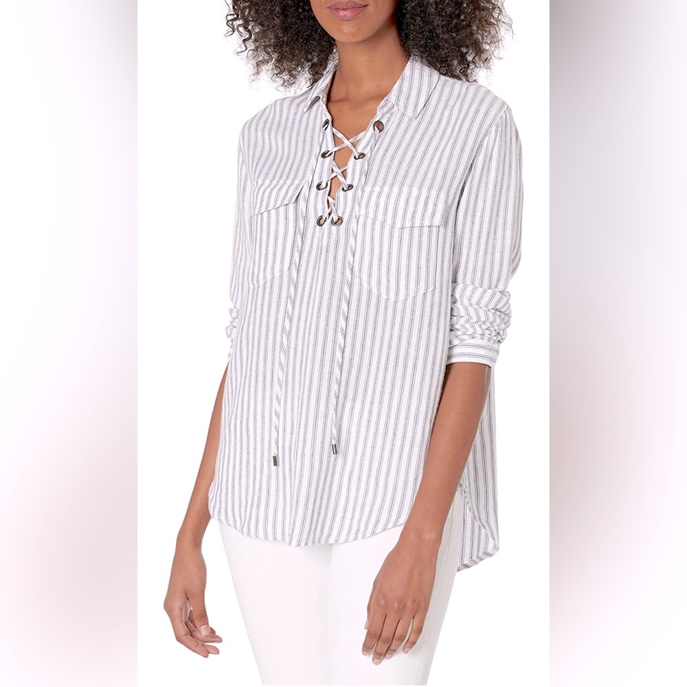 Rails Canela Stripe Top with lace with up neckline